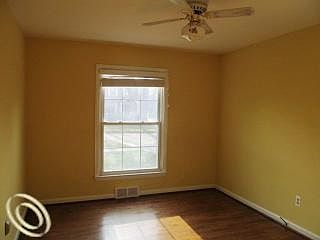 5th image of 1750 Stanhope St