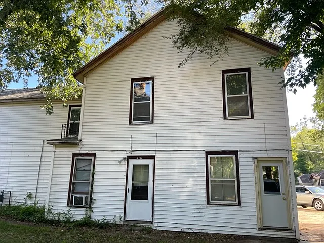 2 bed, $600 — Photo 1