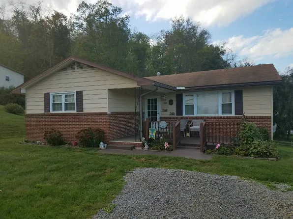 334 Trippett St, Granville, WV 26534
