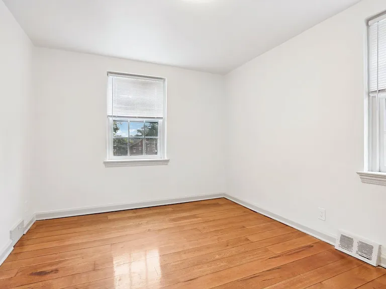 2834 Midvale Ave #M-2834B — Photo 42