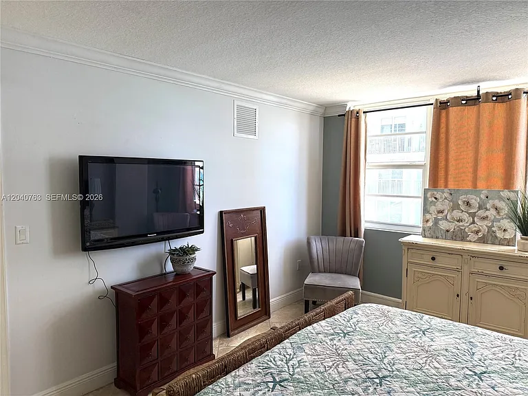 6917 Collins Ave #506 — Photo 10