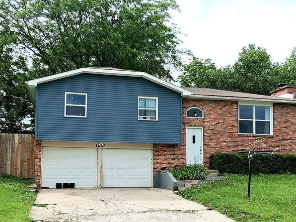 1623 S El Chaparral Ave, Columbia, MO 65201