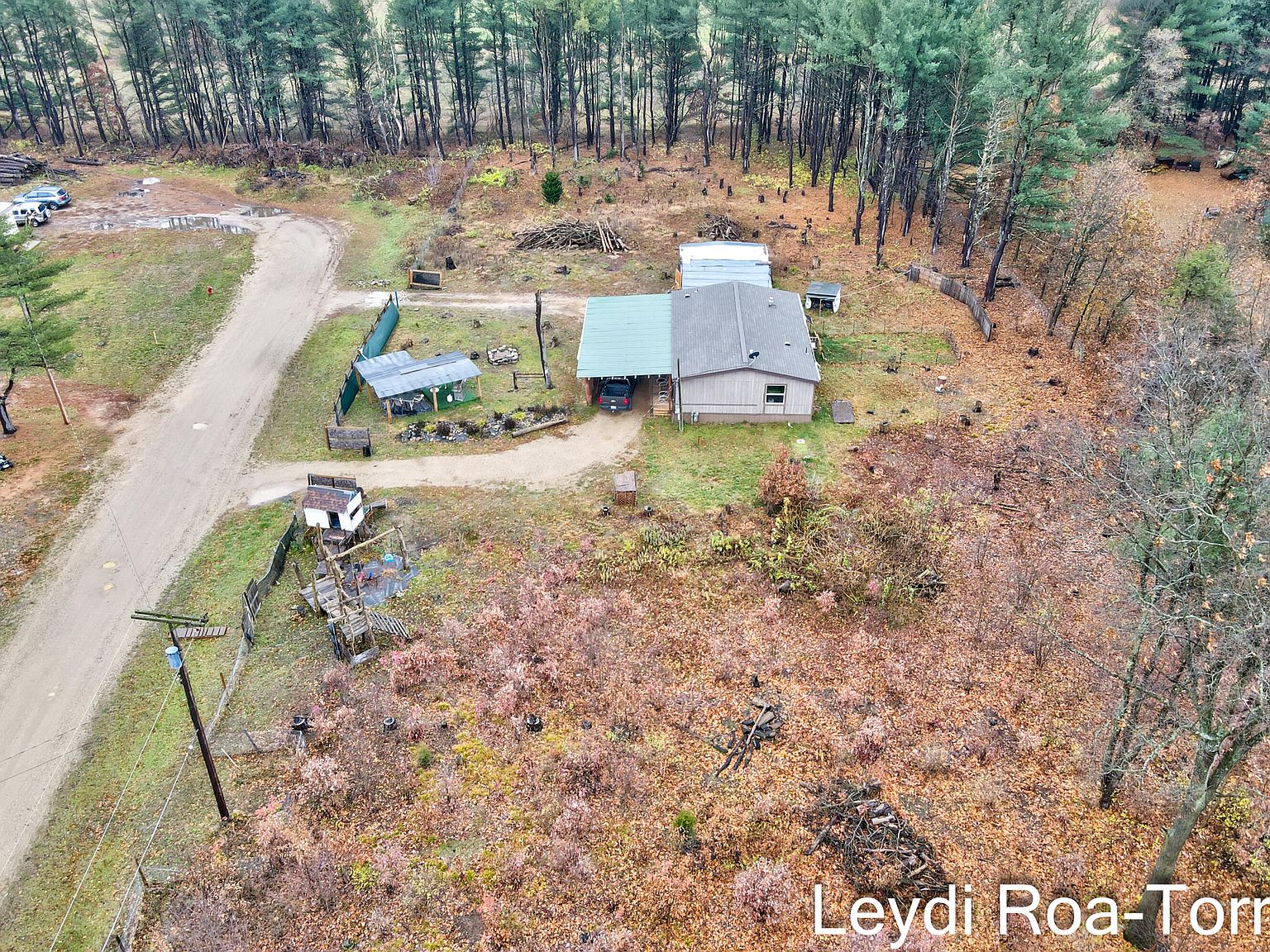 2380 Howard St, Fennville, MI 49408 Zillow