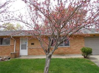 5700 Lily Ln, Dayton, OH 45414
