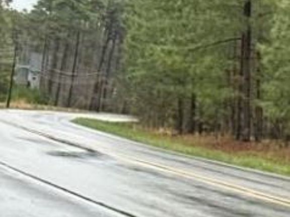 Exterior Neighborhood (street photo)