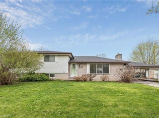 29 Heather Ct, Welland, ON L3C 4P8