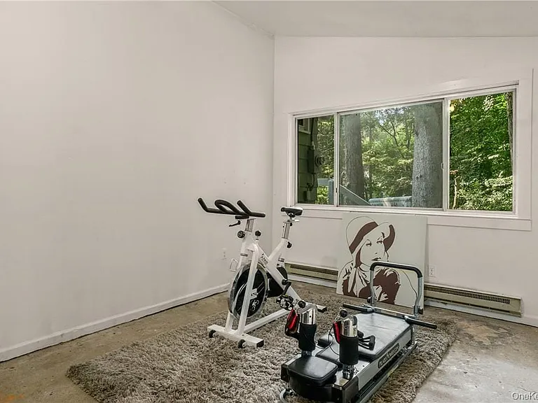 64 Pine Cliff Rd — Photo 23