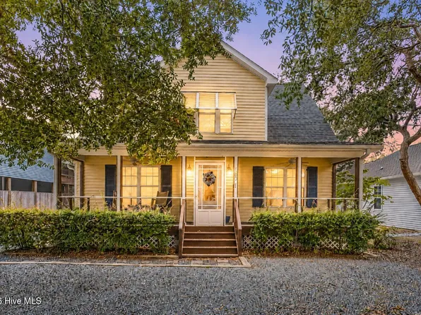 163 NW 6th Street, Oak Island, NC 28465