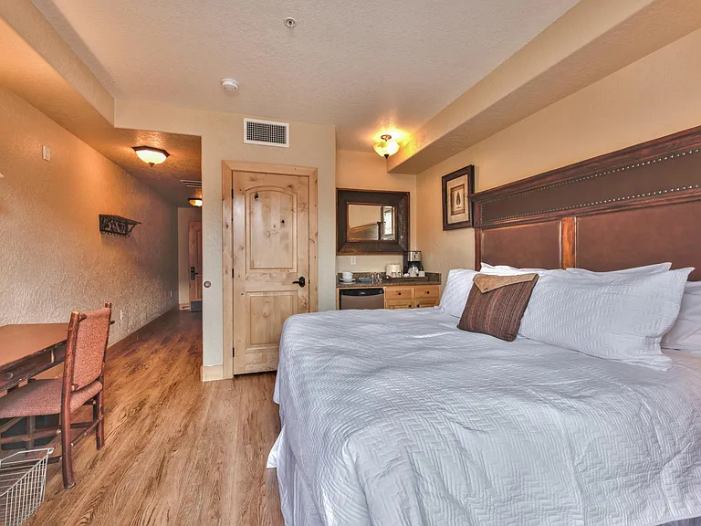 2669 Canyons Resort Dr #223 — Photo 27