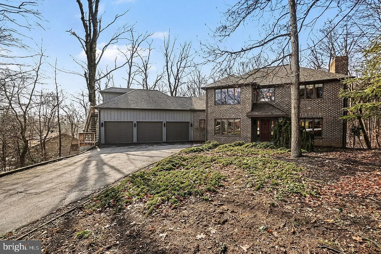 4712 Great Oak Ln photo 1