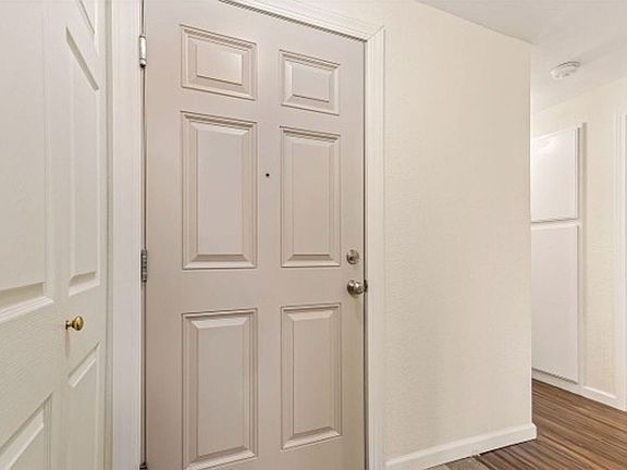 2nd image of 12505 NE 117th Pl APT J1