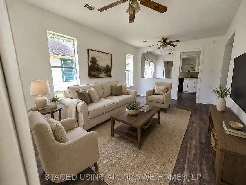2 bed, 1.0 bath, 900 sqft, $1,495 — Photo 1