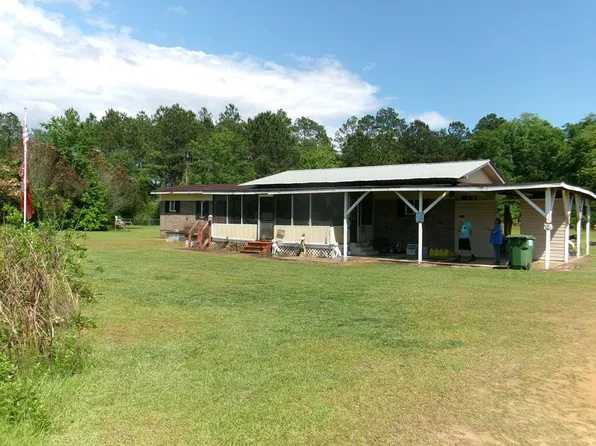 2724 N Coffee Rd, Nashville, GA 31639