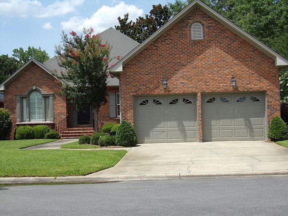 2nd image of 755 E Glouchester Dr