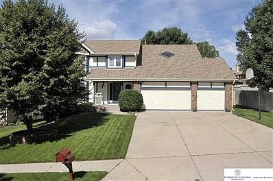 1st image of 212 N 161st Ave