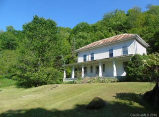 8766 Jacks Creek Rd, Green Mountain, NC 28740