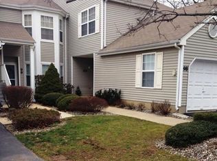 101 Pagoda Ln, Freehold, NJ 07728