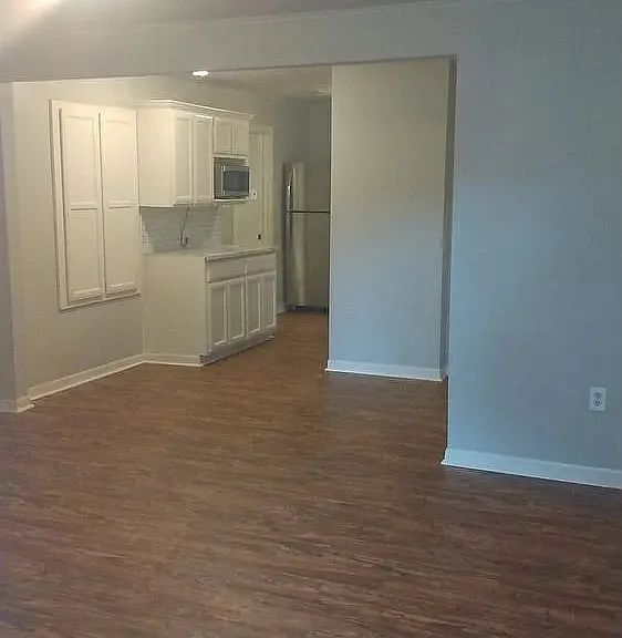 1205 McArthur Dr — Photo 11