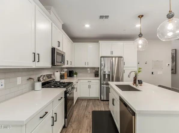 754 E HARPER Street #102, Gilbert, AZ 85297