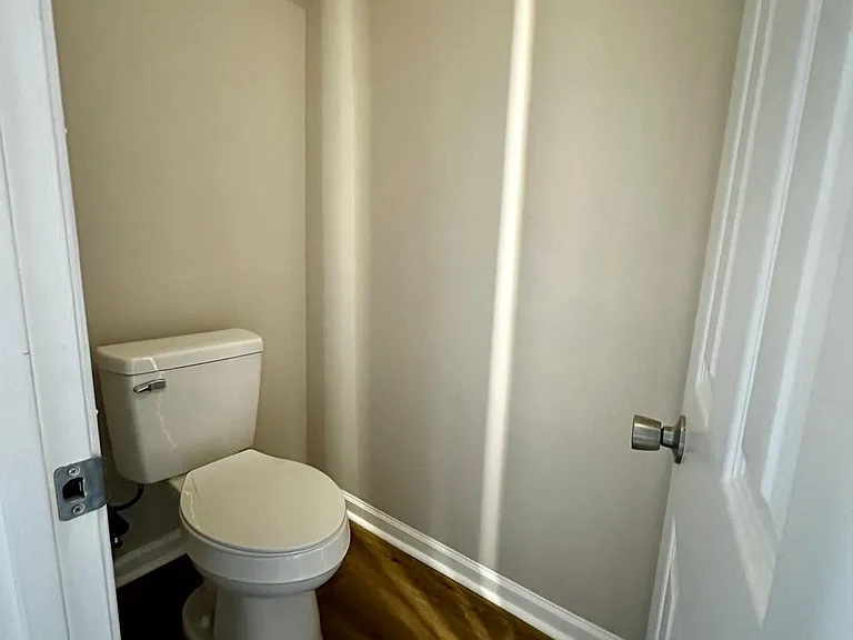 404 Cabin Ct — Photo 41