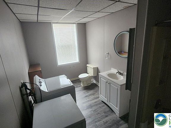 3rd image of 113 W Broad St #3