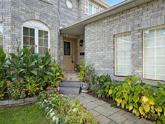 4th image of 1180 Oriole Cres