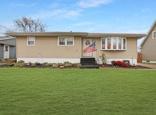 6235 Wisconsin St, Hobart, IN 46342