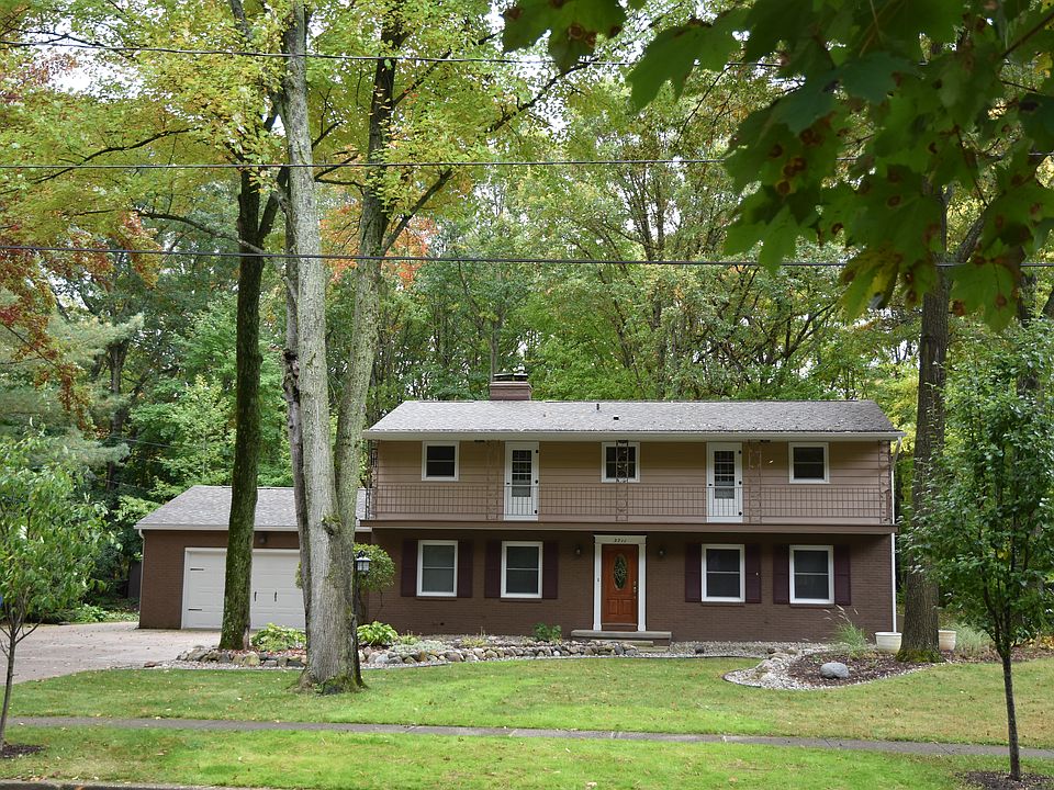 1st image of 3711 Wintergreen Dr