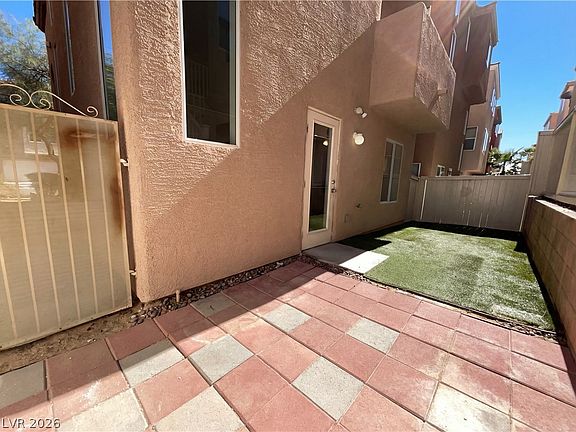 5th image of 6641 Colorado Spruce St