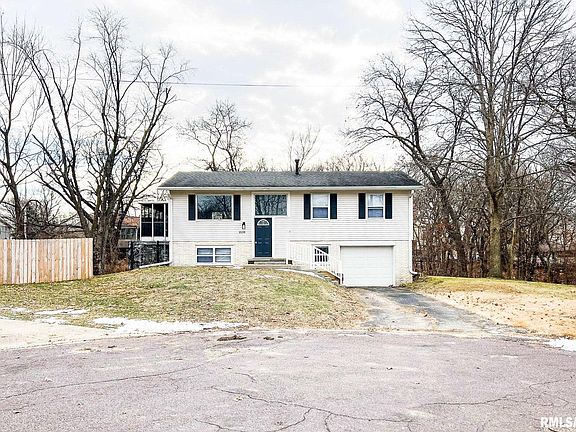 2nd image of 2230 N Winnebago Ct