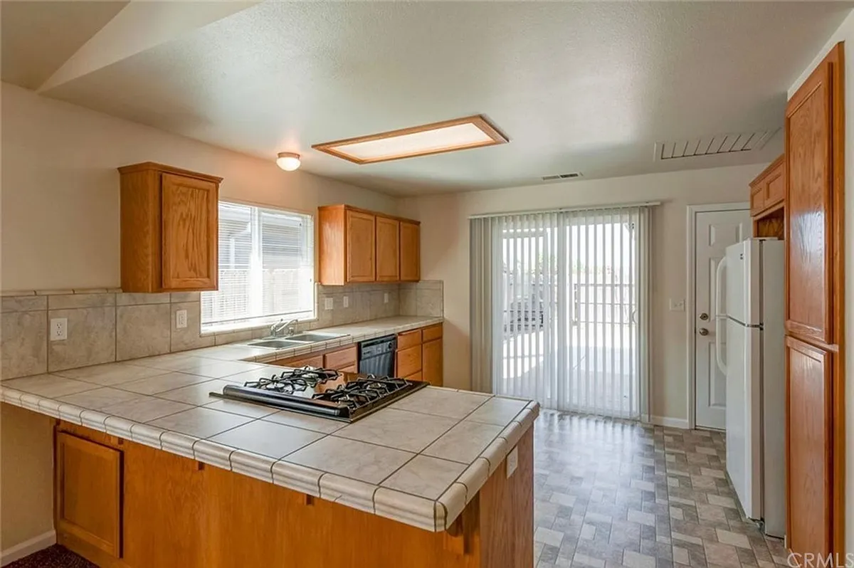 Building Photo - 2675 Ceanothus Ave