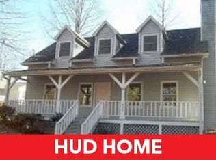 416 Hilltop St, Cleveland, GA 30528