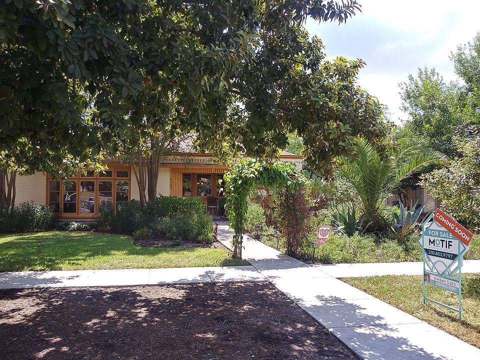 1st image of 2122 W Huisache Ave