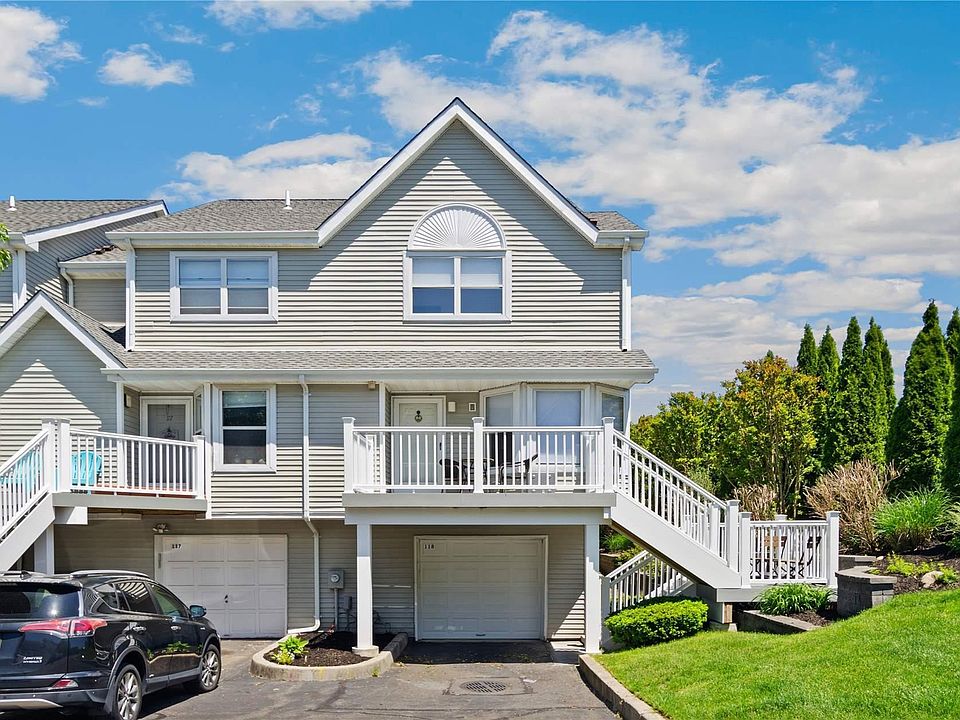 1st image of 118 Leeward Lane #118