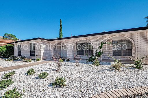 2nd image of 6268 Bandolero Dr