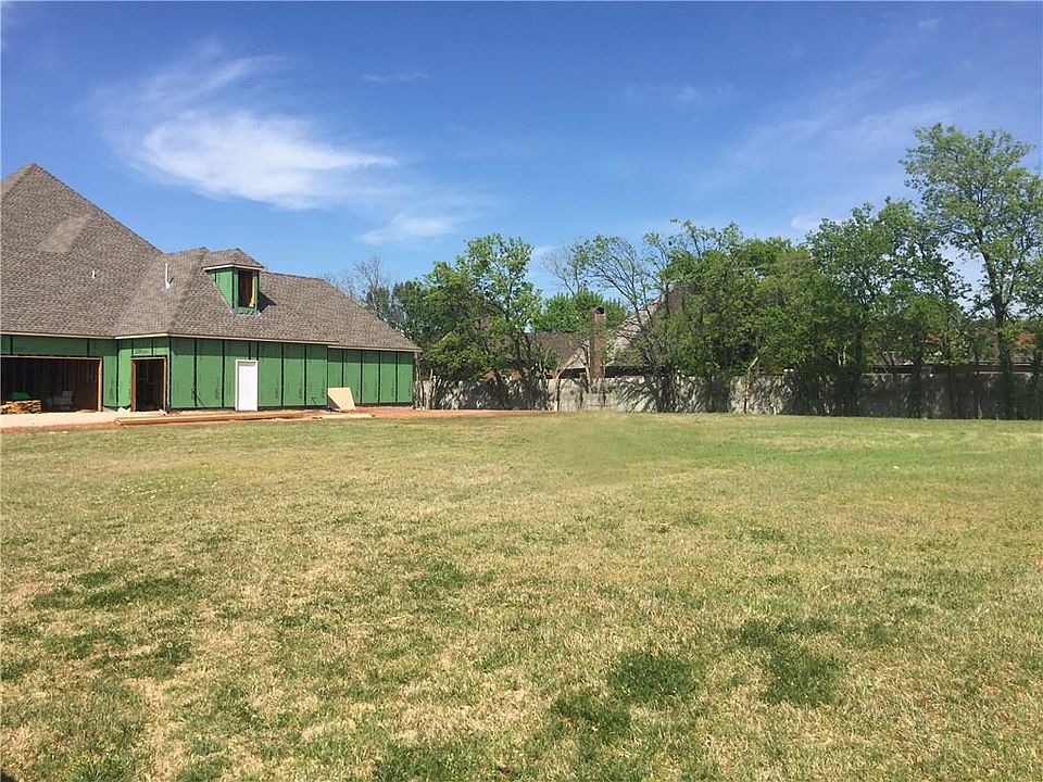 1st image of 12524 Saint Lukes Ln #10