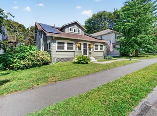 33 Union St, North Andover, MA 01845
