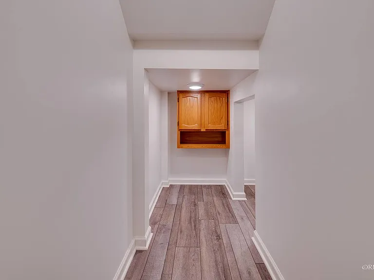 344 Kildare Ct — Photo 23
