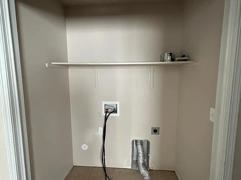 309 10th Ave N #1 — Photo 5