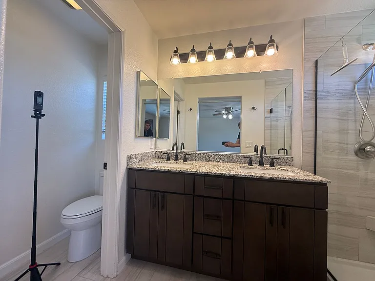 1357 Burgundy Dr — Photo 35