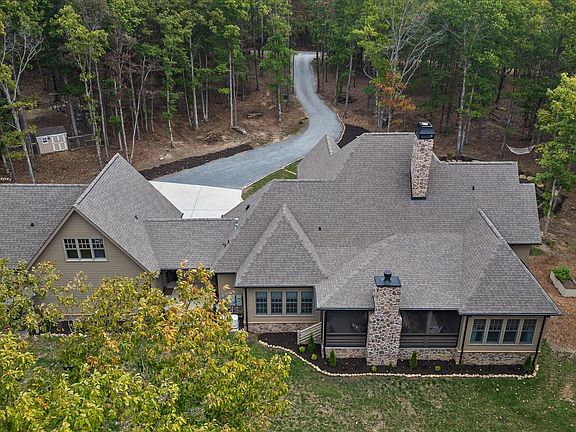 3rd image of 197 Grandview Rd