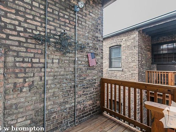 3rd image of 535 W Brompton Ave #1526