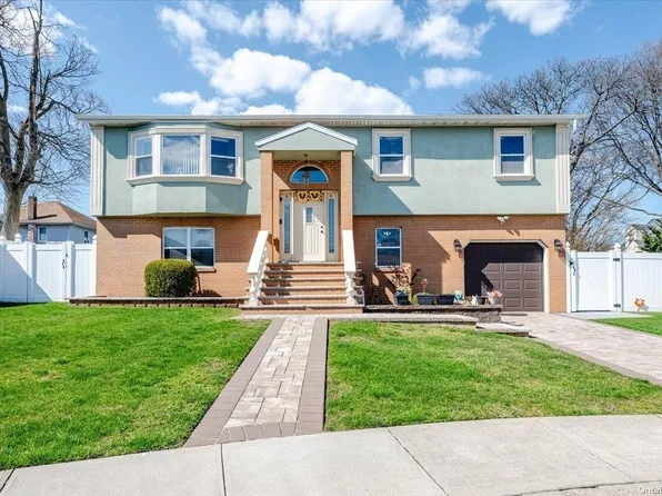 62 Jaclyn, Inwood, NY 11096
