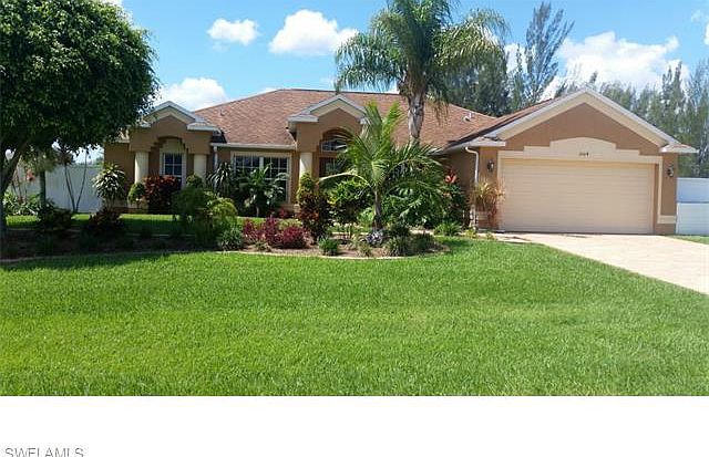 1st image of 1504 SW 32nd Ter