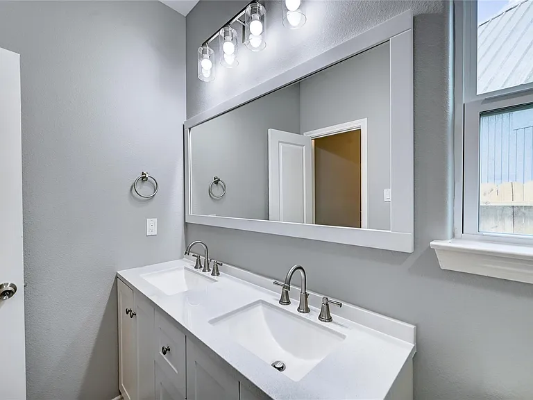 8695 Sassafras St — Photo 27