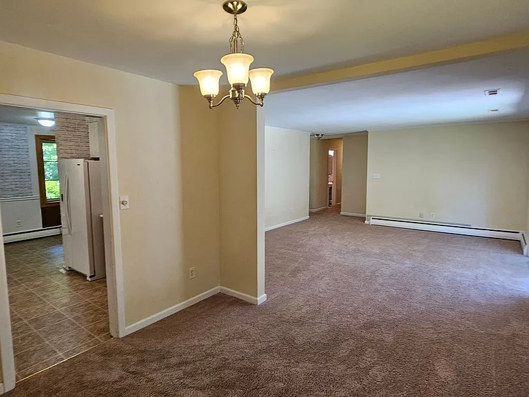 1812 Ashley Dr — Photo 10