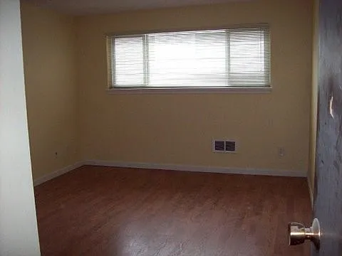 1001 Taylor Ave N #304