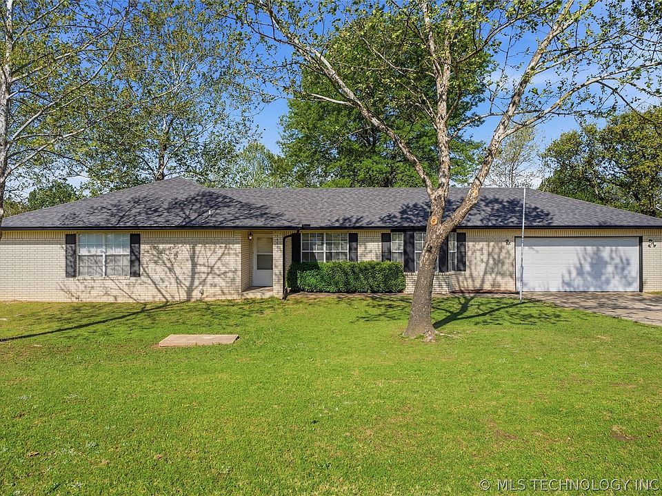 1st image of 14720 S Moccasin Pl