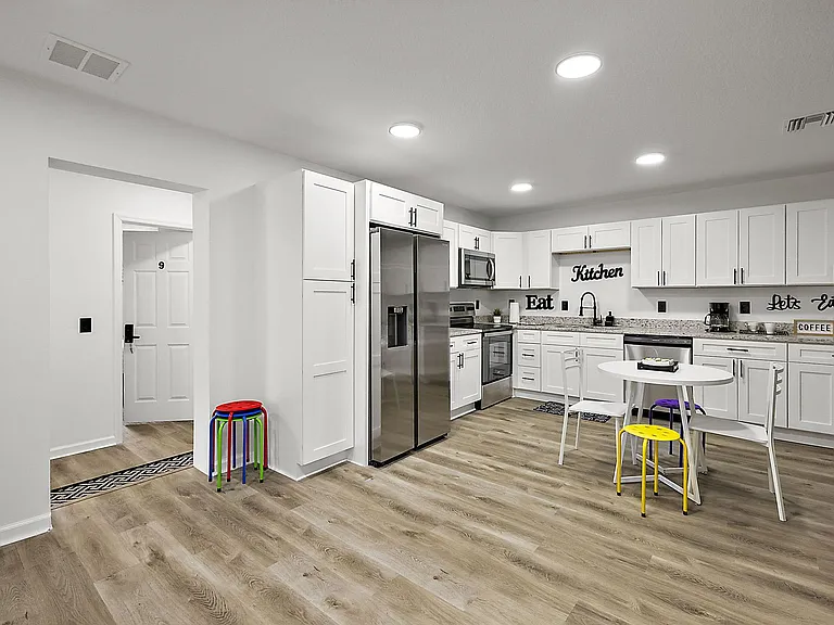 Sunnyview Dr — Photo 8