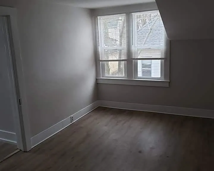 707 W Stoughton St #1/2 — Photo 17